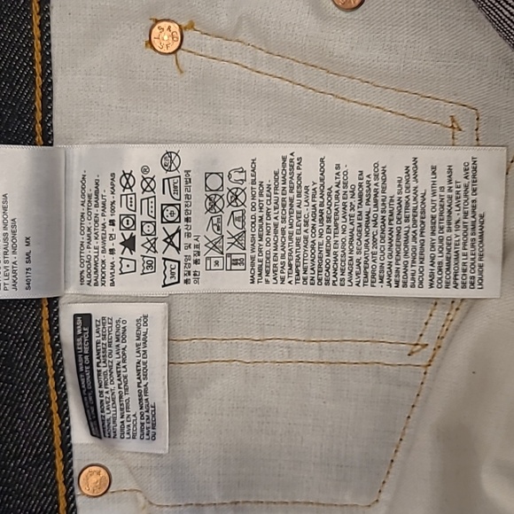 LEVIS 501 Jeans.  Men's size 50/32 - Picture 5 of 7